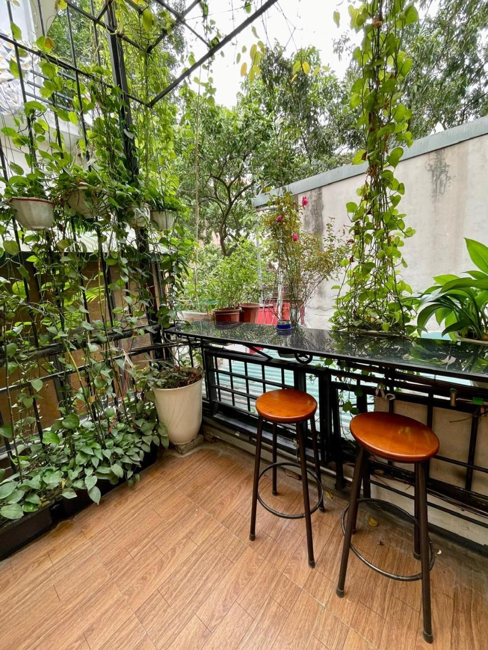 Entire Cosy Apartments May Homestay Ханой Экстерьер фото